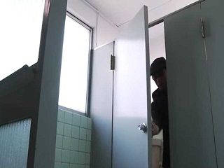 Japanese Girl Gets Fucked In Toilet