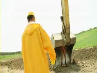 Dark Haired Bitch Surprised Workers Under The Dredge