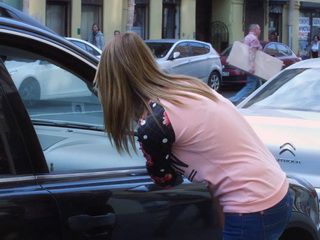 Naive Girl Tought That Her Ride Will Be For Free