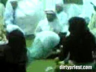 Arab Hijab Group Ass Shaking